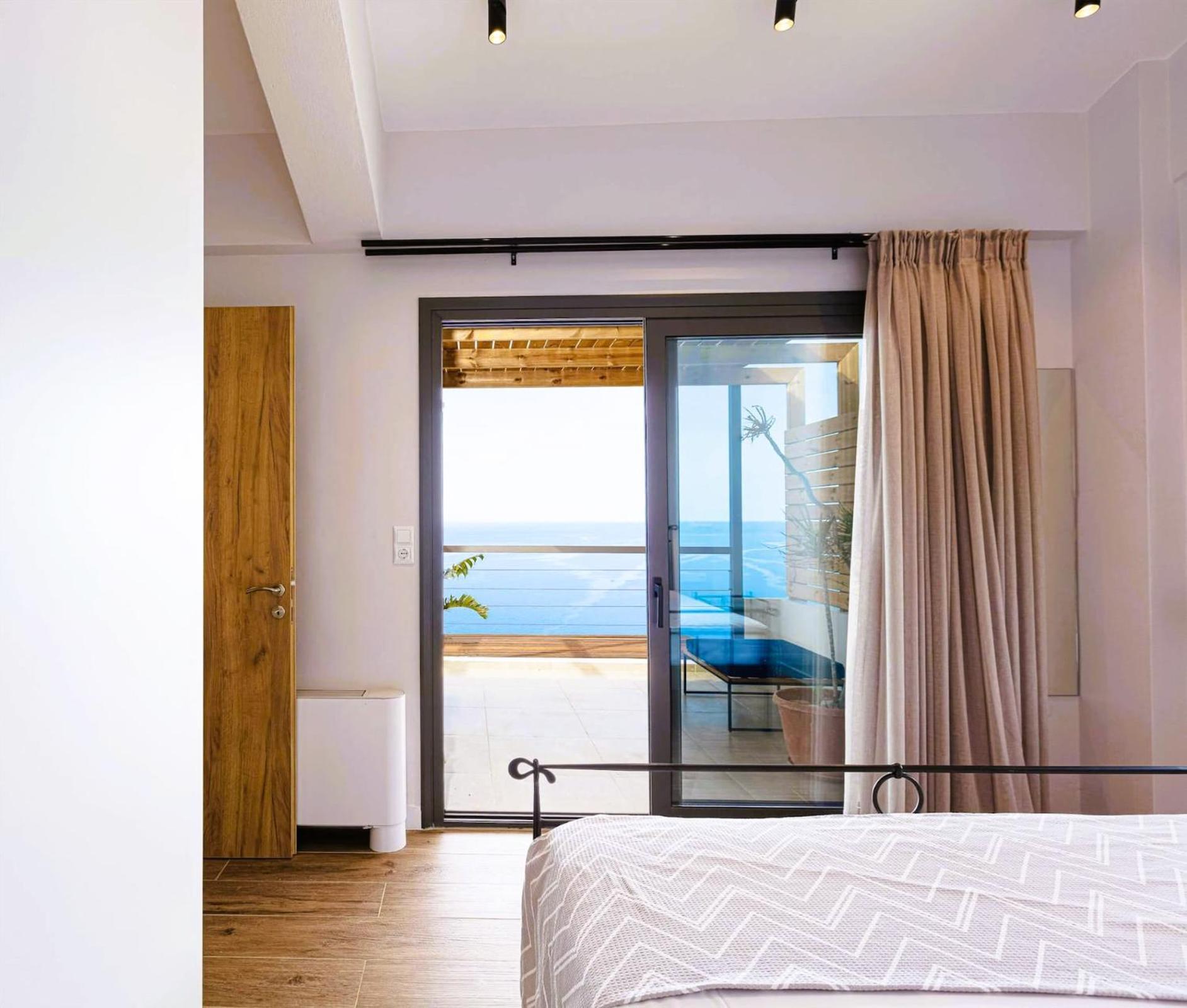 Anemos Luxury Villas โรดาคิโน ภายนอก รูปภาพ