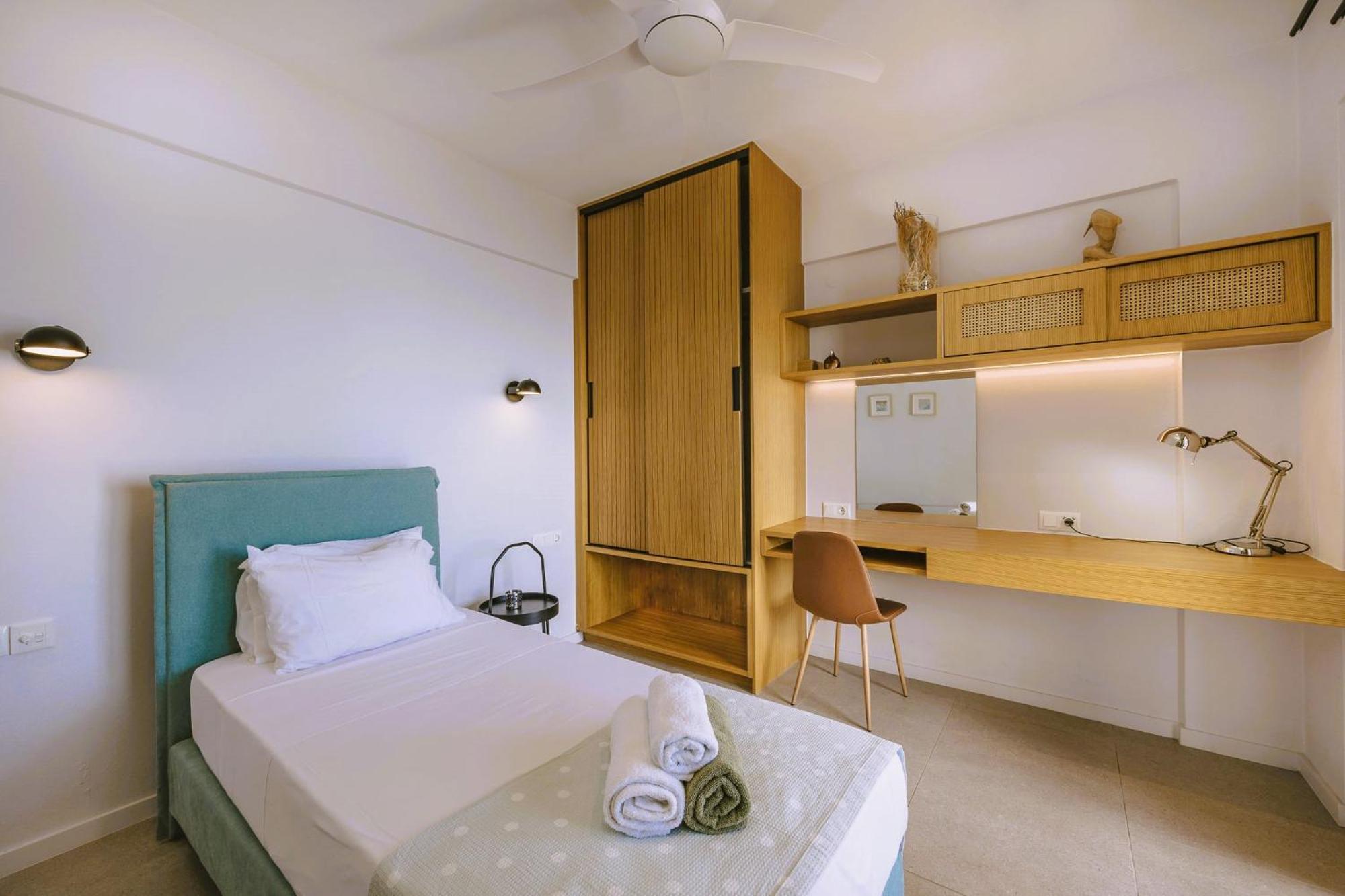 Anemos Luxury Villas โรดาคิโน ภายนอก รูปภาพ