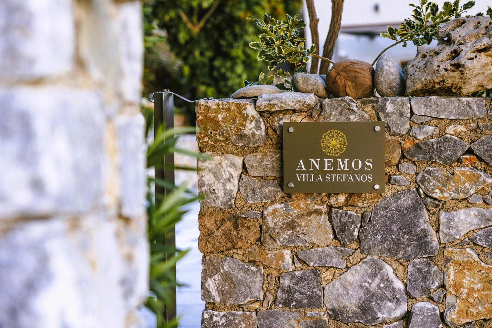 Anemos Luxury Villas โรดาคิโน ภายนอก รูปภาพ