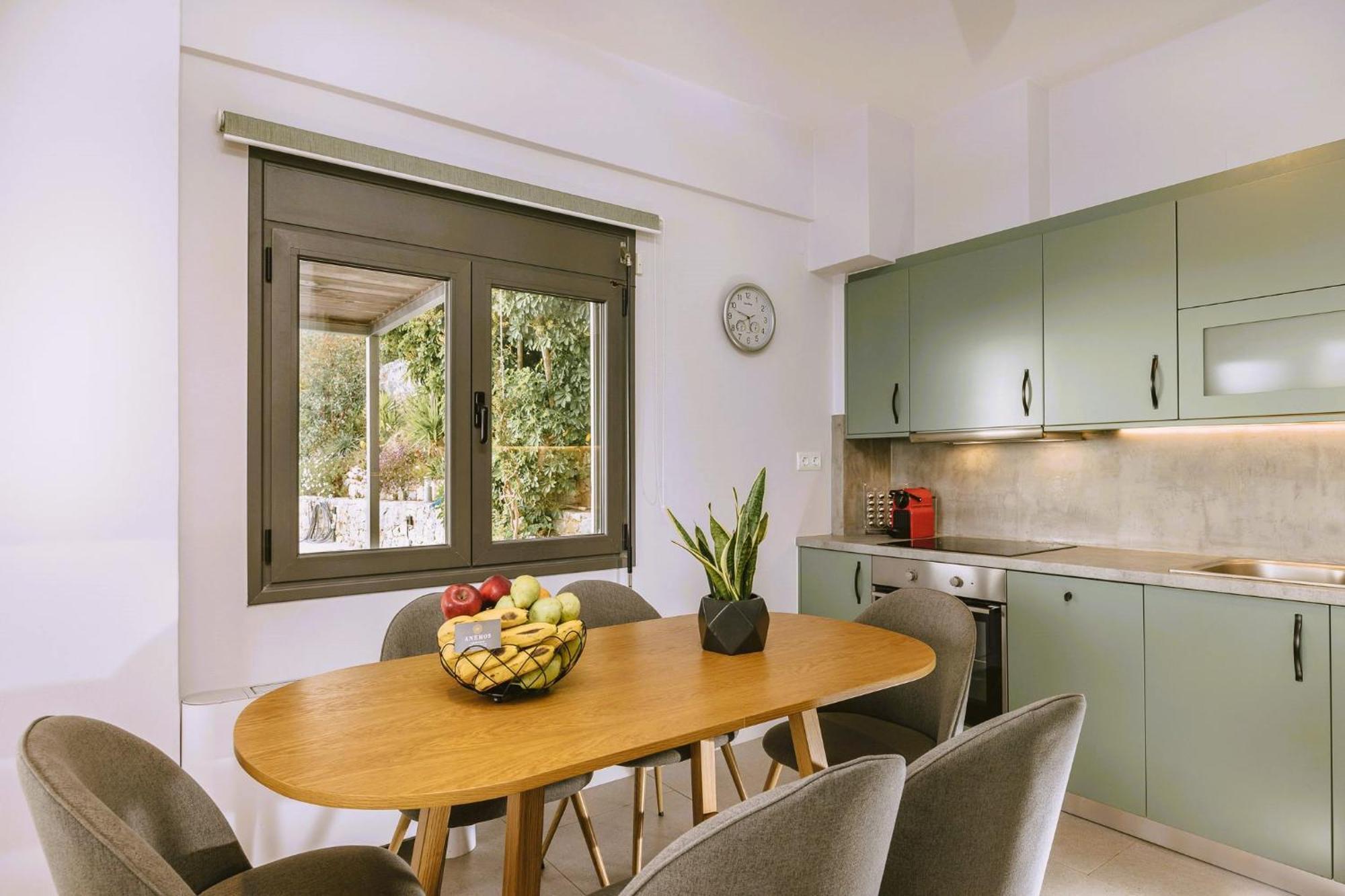 Anemos Luxury Villas โรดาคิโน ภายนอก รูปภาพ